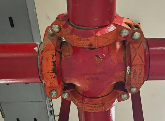 超级大盘近1200万元维修金成了某些人的“提款机”！业委会原主任被抓PG电子麻将胡了太离谱！“小区内竟要修路114公里”5000多户的(图8)